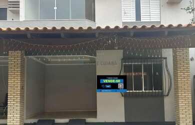 Imagem: A casa em condomínio possui 3 Dormitórios, 2 Banheiros, 2