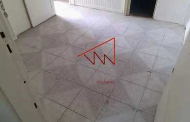 Imagem: O depósito possui 25m² de Área e está localizado em Catete