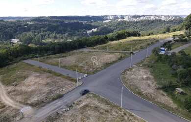 Imagem: O terreno possui 346m² de Área e está localizado em Industrial