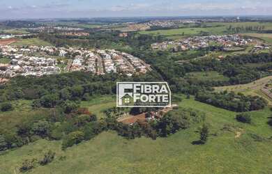 Imagem: O terreno possui 443m² de Área e está localizado em Alphaville