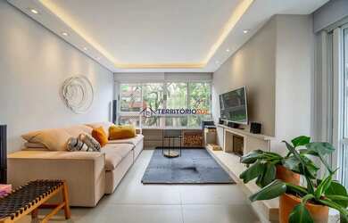 Imagem: O apartamento possui 3 Dormitórios, 2 Banheiros, 2 Vagas na