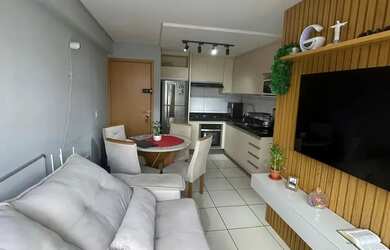 Imagem: O apartamento possui 2 Dormitórios, 2 Banheiros, 1 Vaga na