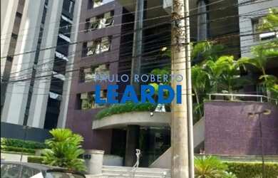 Imagem: O depósito possui 1 Vaga na garagem, 41m² de Área e está