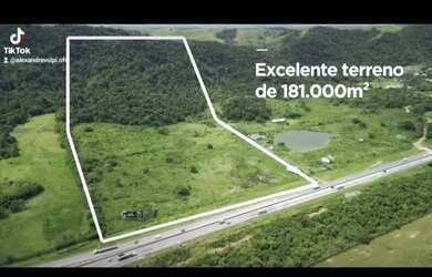 Imagem: O terreno possui 181000m² de Área e está localizado em Santa