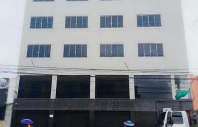 Imagem: O depósito possui 5 Vagas na garagem, 1.000m² de Área e