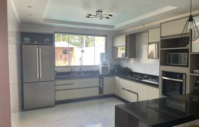 Imagem 3: Casa Luxuosa. Piscina, Churrasqueira, Imóvel mobiliadoeAr-condicionado