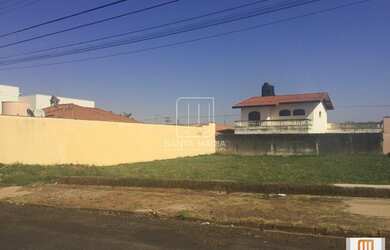 Imagem: O depósito possui 336m² de Área e está localizado em Alto