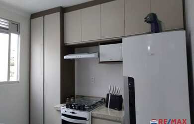 Imagem: O apartamento possui 2 Dormitórios, 1 Banheiro, 1 Vaga na garagem