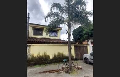 Imagem 1: Vendo 2 Casas. Varanda, 250m² de Área, 3 Vagas na garageme3 Dormitórios