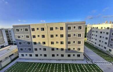 Imagem: O apartamento possui 2 Dormitórios, 1 Banheiro, 1 Vaga na garagem