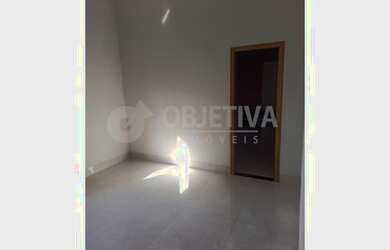 Imagem 12: Venda Casa JARDIM EUROPA. Churrasqueira, 145m² de Área, 2 Vagas na garageme3...