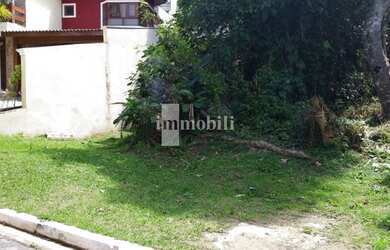 Imagem: O terreno possui 480m² de Área e está localizado em Parque