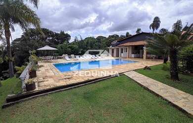 Imagem 1: Residencial - Centro. Piscina, Churrasqueira, Varandae350m² de Área