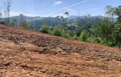 Imagem: O terreno possui 600m² de Área e está localizado em Jardim