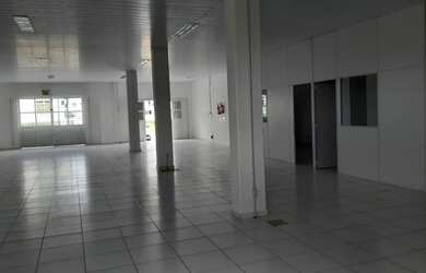 Imagem 11: Galpão/Depósito/Armazém para aluguel possui 560 metros quadrados