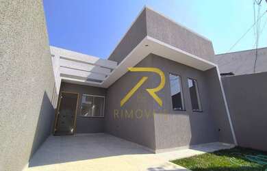 Imagem: A casa possui 2 Dormitórios, 1 Banheiro, 1 Vaga na garagem