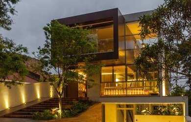 Imagem: A casa em condomínio possui 4 Dormitórios, 5 Banheiros, 4