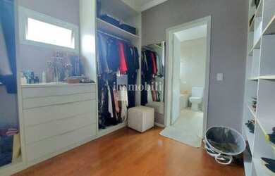 Imagem 2: Belíssima casa clean, no Golf Village Granja Viana