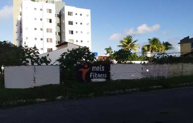 Imagem: O terreno possui 875m² de Área e está localizado em Atalaia