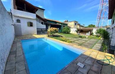 Imagem 16: Oportunidade para investidor ou família, ampla. 3 Casas mais 2 lojas