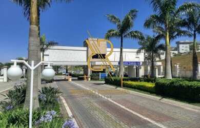 Imagem: O terreno possui 348m² de Área, Imóvel novo e está localizado