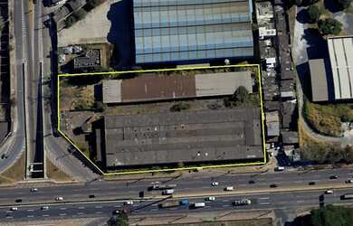 Imagem 6: Galpões Industriais com 114m de Frente para a BR-381 no bairro Industrial