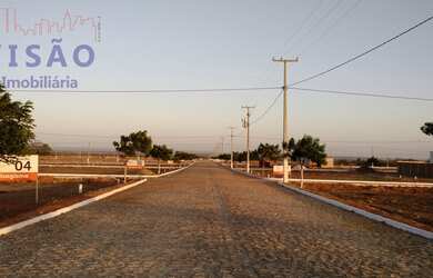 Imagem: O terreno possui 427m² de Área e está localizado em Santo