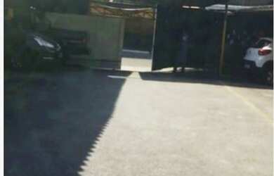 Imagem: O depósito possui 450m² de Área e está localizado em Ipiranga