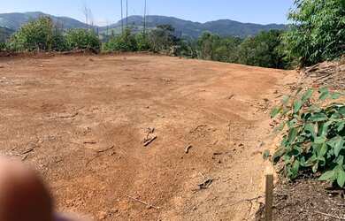 Imagem 7: Terreno para plantação. Piscina, Churrasqueirae600m² de Área