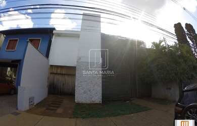 Imagem: O depósito possui 4 Vagas na garagem e 323m² de Área e está