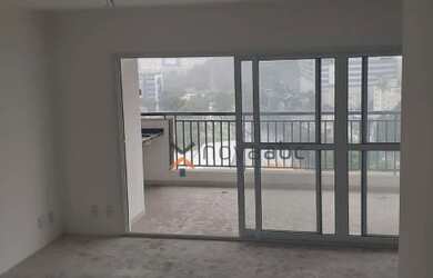 Imagem: O apartamento possui 4 Dormitórios, 4 Banheiros, 2 Vagas na