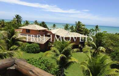 Imagem: A casa possui 4 Dormitórios, 1 Banheiro, 465m² de Área e