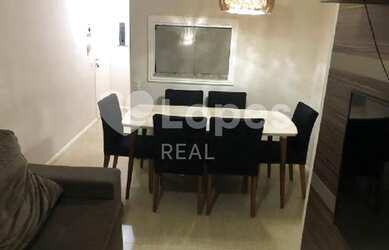 Imagem: O apartamento possui 3 Dormitórios, 1 Banheiro, 1 Vaga na garagem