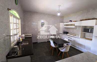 Imagem 12: Residencial - Centro. Piscina, Churrasqueira, Varandae350m² de Área