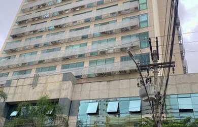 Imagem: O depósito possui 1 Vaga na garagem, 28m² de Área e está