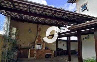 Imagem: A casa possui 4 Dormitórios, 3 Banheiros, 3 Vagas na garagem