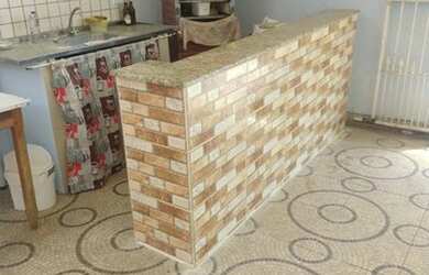 Imagem: A casa possui 1 Dormitório, 1 Banheiro, 2 Vagas na garagem