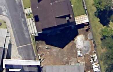 Imagem 2: Lote em condomínio para venda com 320 metros quadrados em Butiatuvinha...