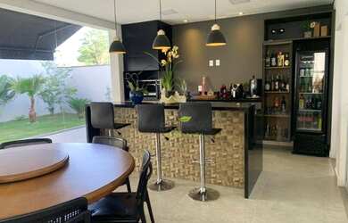 Imagem 2: Casa com 4 dormitórios à venda, 350 m² por R$ 2.700.000,00 - Gramadão...