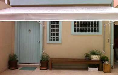 Imagem: A casa em condomínio possui 2 Dormitórios, 2 Banheiros, 3