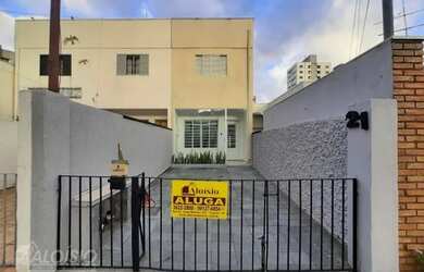 Imagem: A casa possui 2 Dormitórios, 2 Banheiros, 1 Vaga na garagem