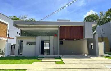 Imagem: A casa em condomínio possui 4 Dormitórios, 5 Banheiros, 4