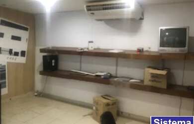 Imagem: O depósito possui 3000m² de Área e está localizado em Parque