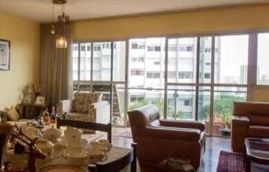 Imagem: O apartamento possui 4 Dormitórios, 4 Banheiros, 2 Vagas na