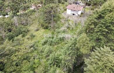 Imagem: O terreno possui 9570m² de Área e está localizado em Vila