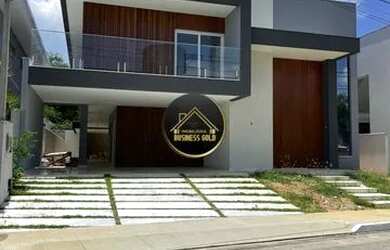 Imagem: A casa em condomínio possui 4 Dormitórios, 4 Banheiros, 3