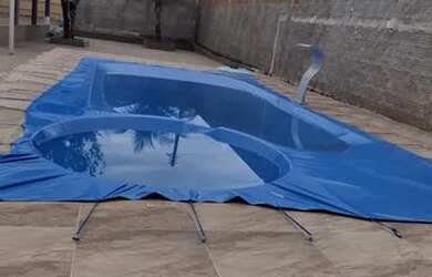 Imagem: A casa possui 3 Dormitórios, 4 Banheiros, 4 Vagas na garagem