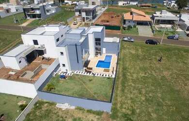 Imagem 6: Sobrado a venda setor Marina no Condomínio Riviera de Santa Cristina XIII - Paranapanema/S