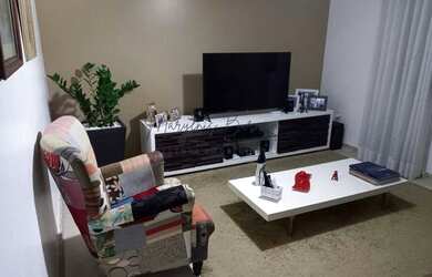 Imagem: A casa em condomínio possui 4 Dormitórios, 4 Banheiros, 1