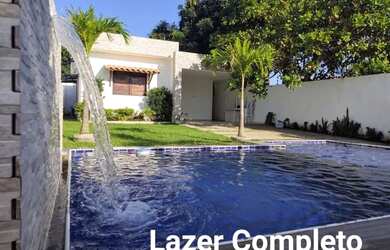 Imagem: A casa possui 2 Dormitórios, 2 Banheiros, 4 Vagas na garagem